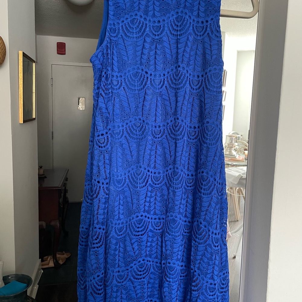 Elegant Blue Lace Dress